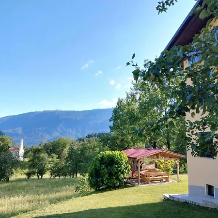 Apartma Logar Апартаменты Кобарид