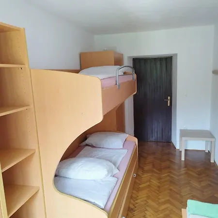 Apartma Logar Апартаменты *