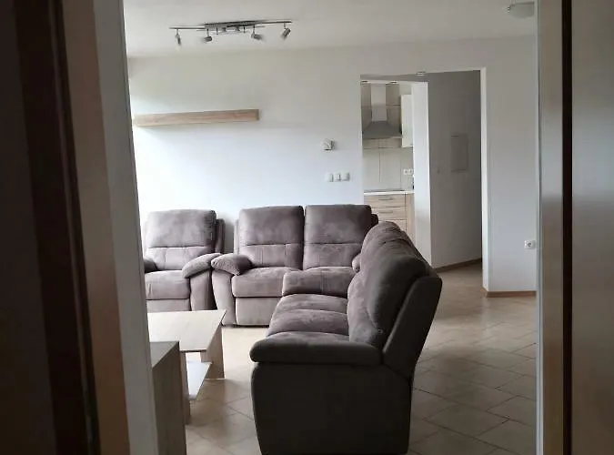 아파트 Apartma Logar *